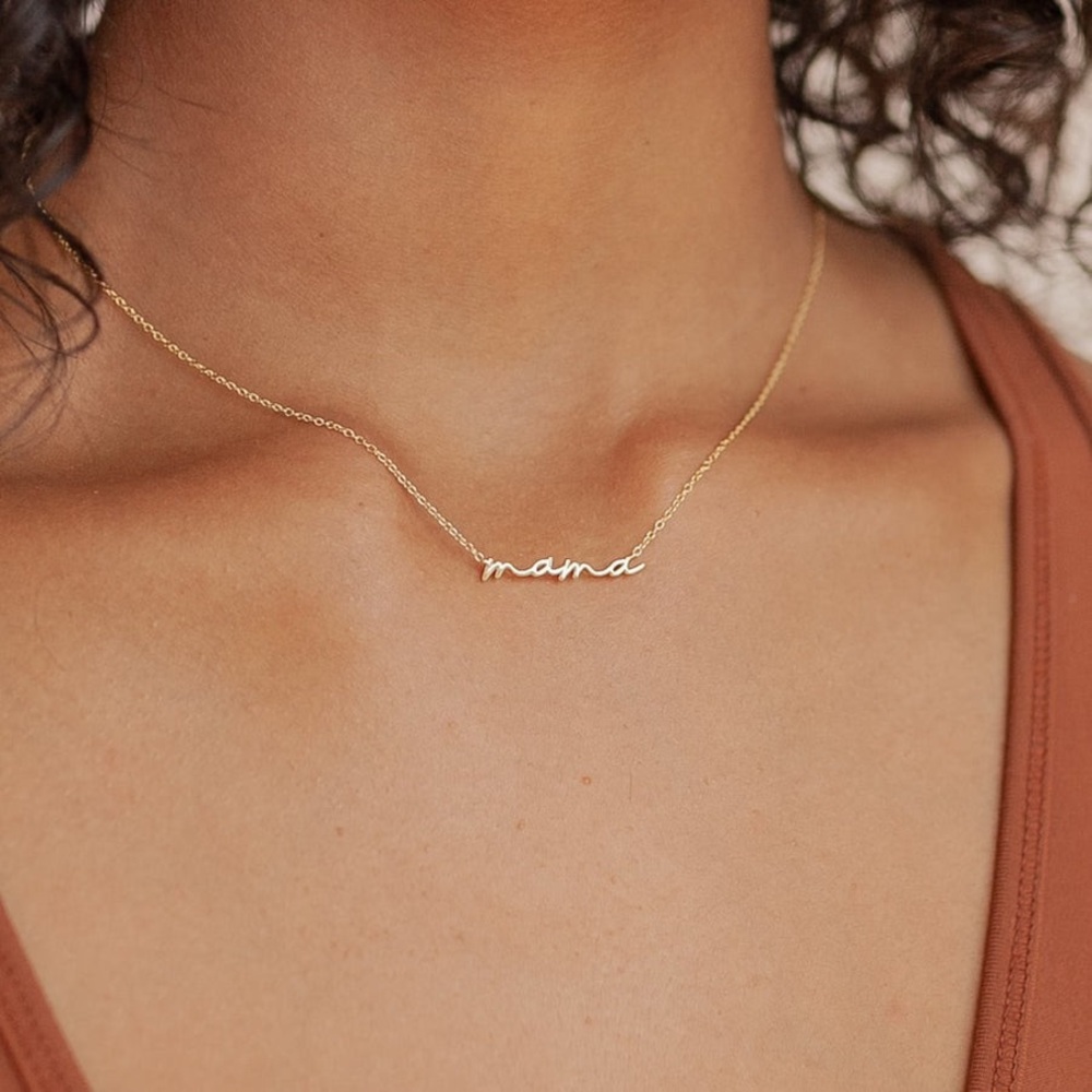 Mint & Lily Dainty Mama Necklace 18k Gold plated
